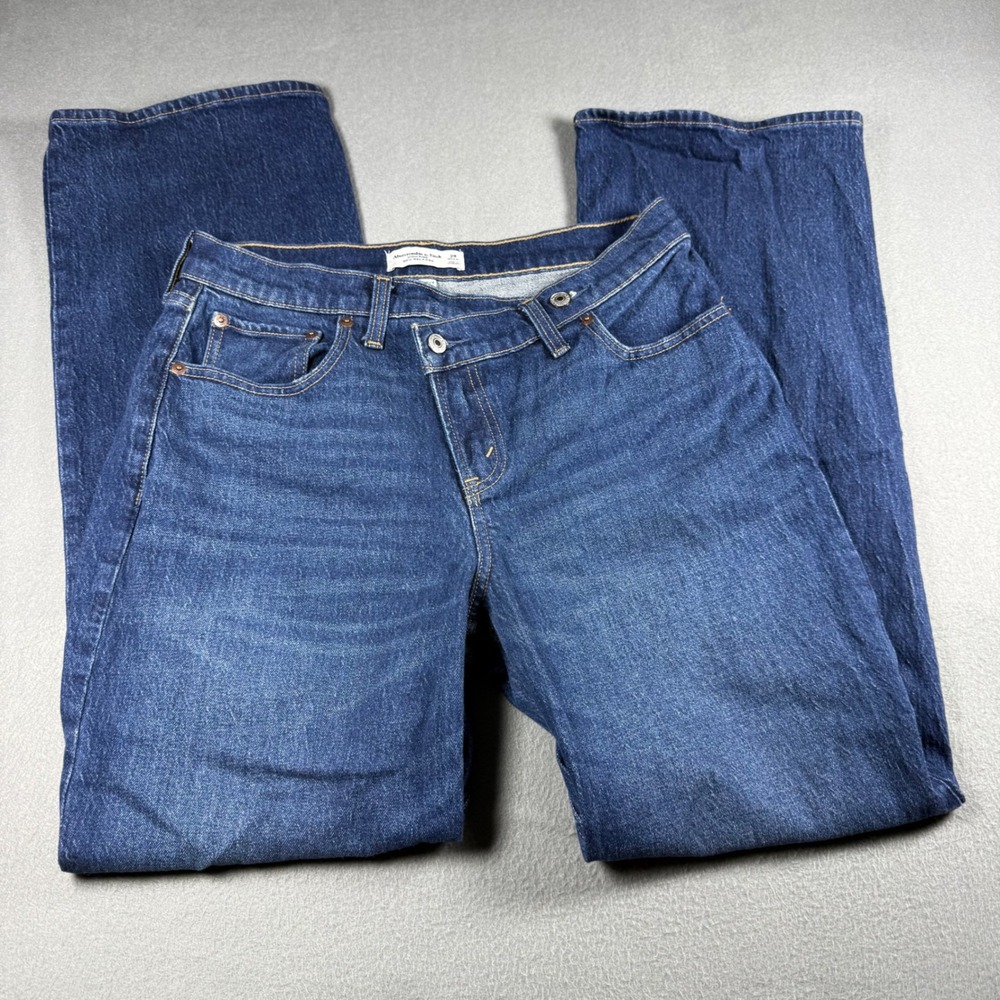 Abercrombie & Fitch Curve Love 90s Relaxed High Rise Jeans 29 Regular Blue